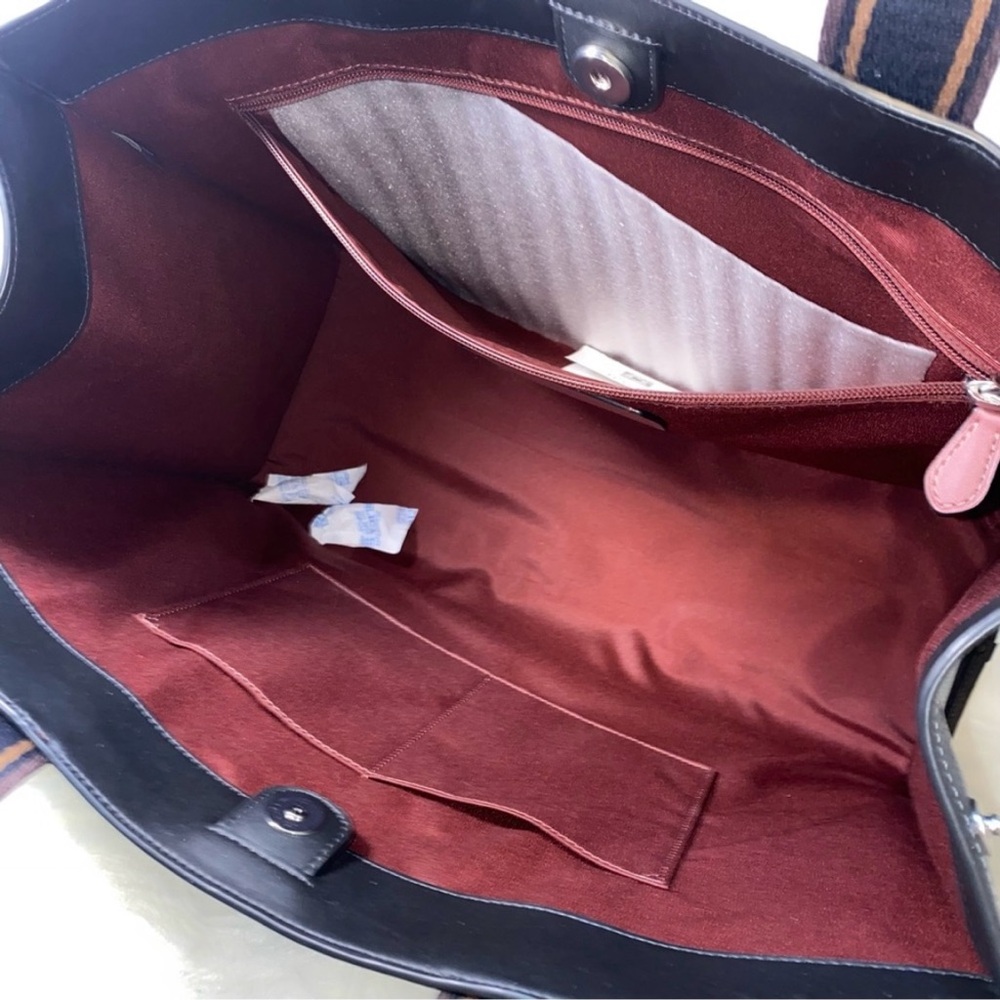 Coach Large Smith Tote New with tags - Picture 7 of 16